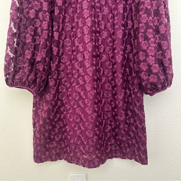 Trina Turk Lace Airie Dress Long Sleeve Sheer Fall Floral Purple Size 8 FLAW - Picture 4 of 15